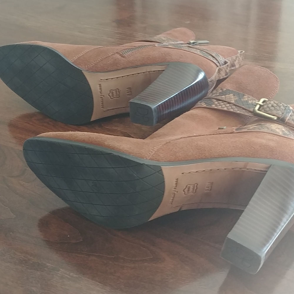 Shoes - Picture 6 of 6